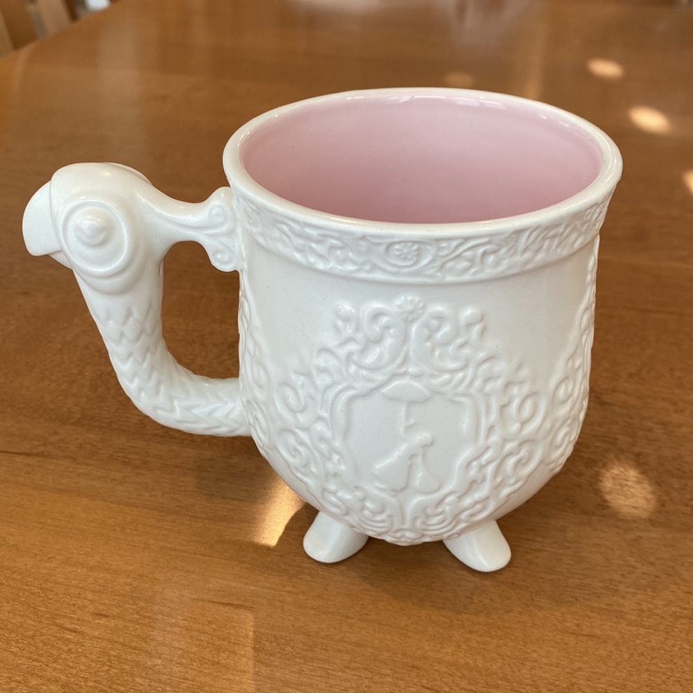 RARE RETIRED WALT DISNEY MARY POPPINS CERAMIC FOOTED PARROT HANDLED MUG